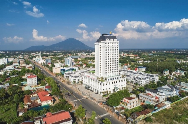 Tay Ninh Industry and Trade Gradual Recovery and Growth