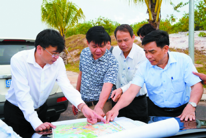 More Resolute and Vigorous to Advance Quang Nam Toward Breakthroughs