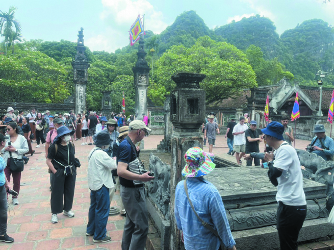 Preserving and Promoting  Hoa Lu Heritage Values