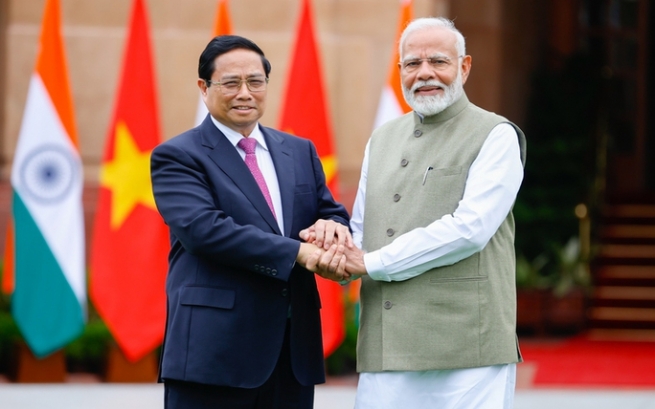 Vietnamese PM Holds Talks with Indian Counterpart in New Delhi